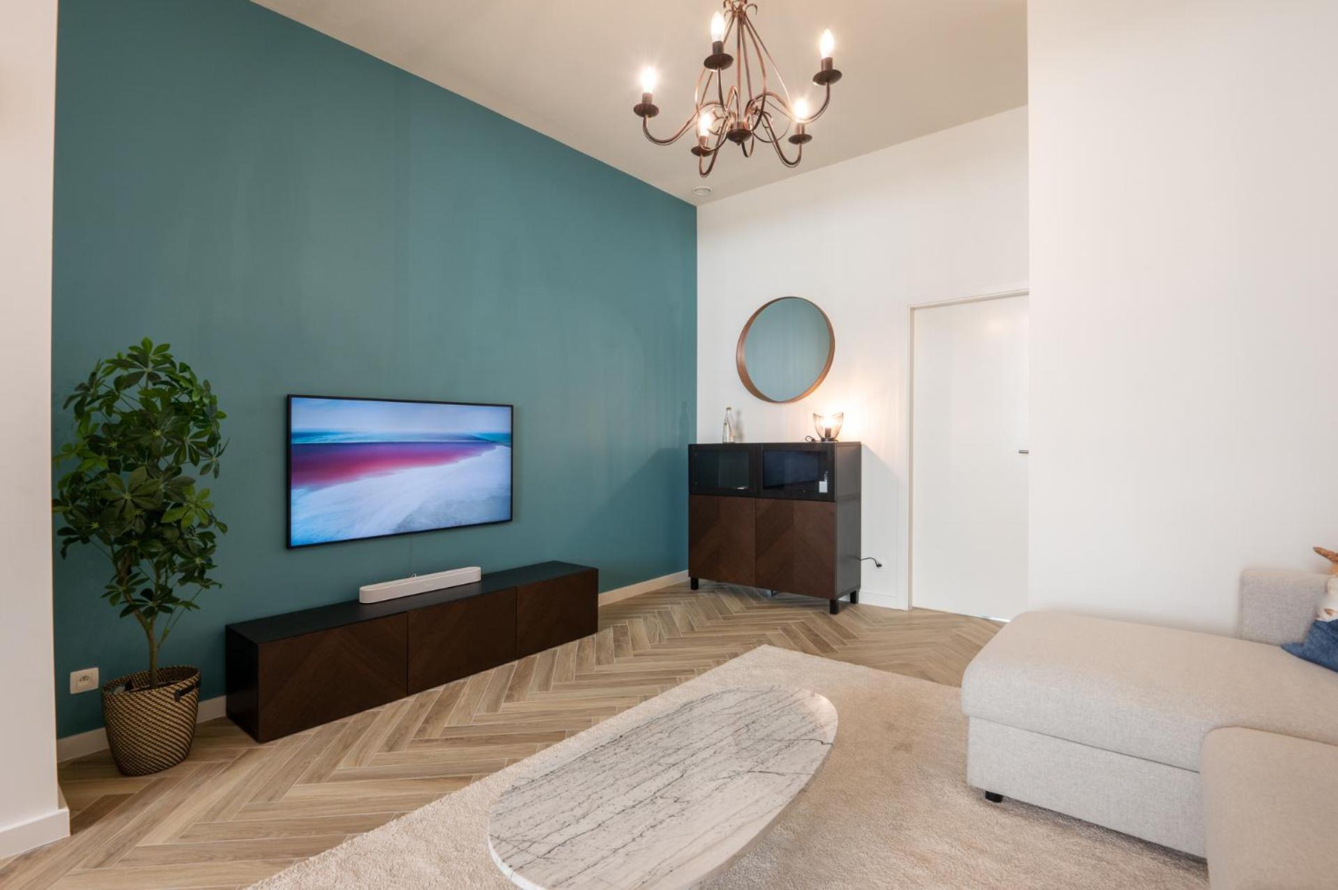 Beautiful Renovated Apartment In An Authentic Building 奥斯滕德 外观 照片