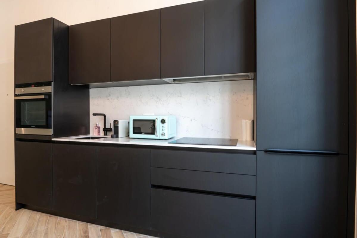 Beautiful Renovated Apartment In An Authentic Building 奥斯滕德 外观 照片